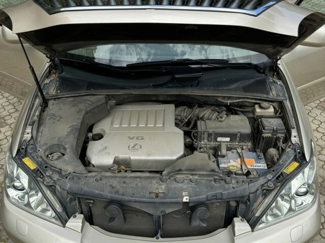 Бежевий Лексус РХ, об'ємом двигуна 3.5 л та пробігом 210 тис. км за 11500 $, фото 6 на Automoto.ua