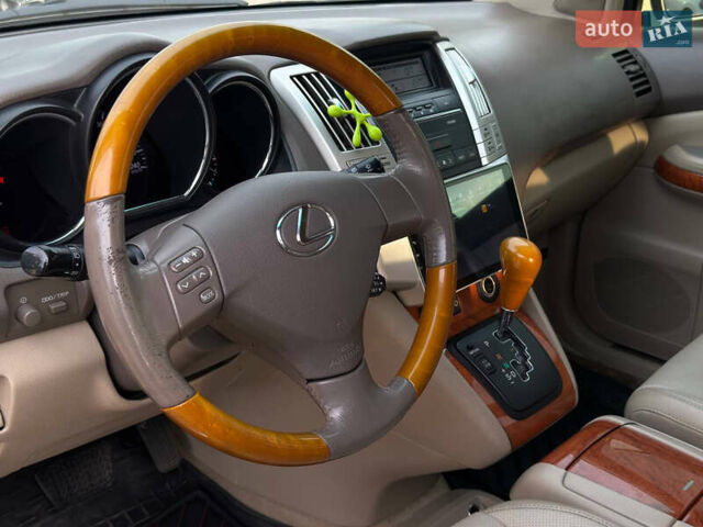 Лексус РХ 2007 в Харькове на Automoto.ua Бежевый Лексус РХ, объемом двигателя 3.46 л и пробегом 251 тыс. км за 8800 $, фото 14 на Automoto.ua