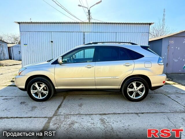 Бежевый Лексус РХ, объемом двигателя 3.3 л и пробегом 240 тыс. км за 8200 $, фото 1 на Automoto.ua