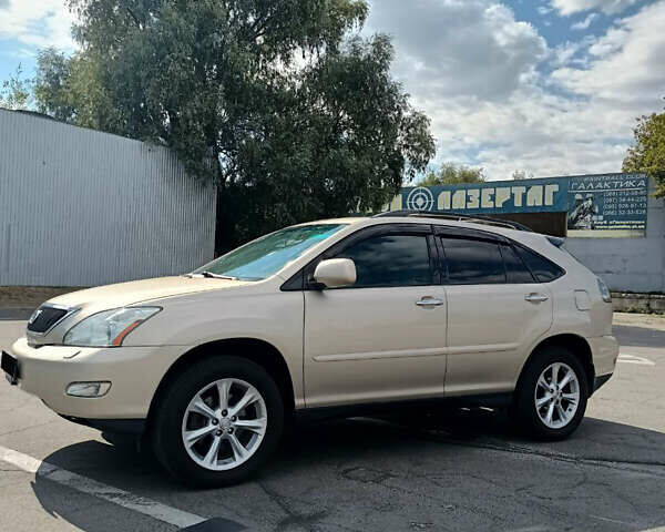 Бежевый Лексус РХ, объемом двигателя 3.46 л и пробегом 192 тыс. км за 11500 $, фото 1 на Automoto.ua