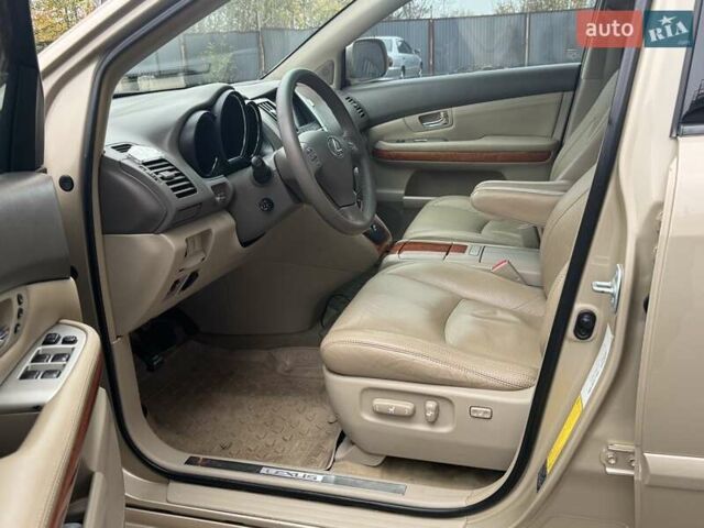 Бежевый Лексус РХ, объемом двигателя 3.46 л и пробегом 228 тыс. км за 10900 $, фото 79 на Automoto.ua
