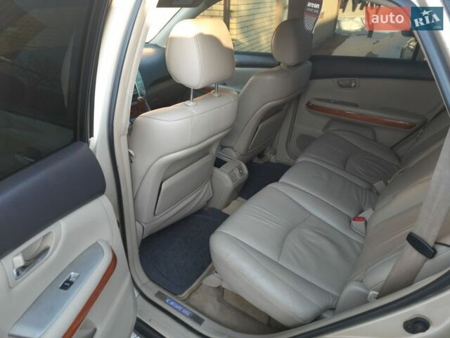 Бежевый Лексус РХ, объемом двигателя 3.3 л и пробегом 360 тыс. км за 10500 $, фото 22 на Automoto.ua