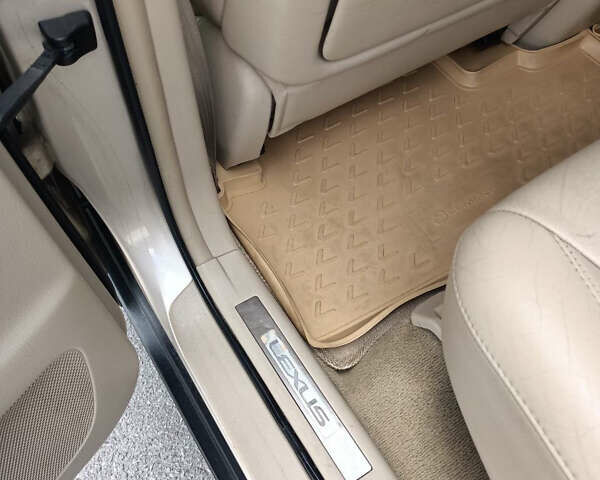 Бежевый Лексус РХ, объемом двигателя 3.46 л и пробегом 192 тыс. км за 11500 $, фото 22 на Automoto.ua