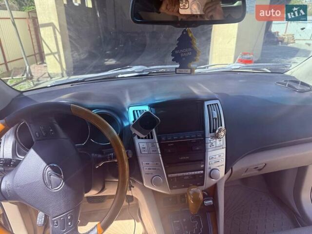 Бежевий Лексус РХ, об'ємом двигуна 3.46 л та пробігом 240 тис. км за 19500 $, фото 3 на Automoto.ua