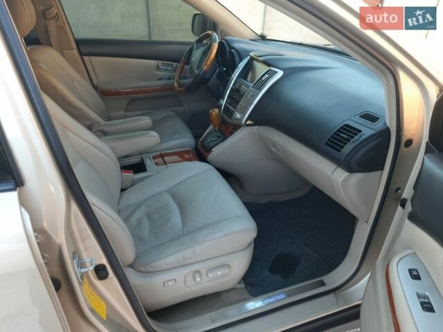 Бежевый Лексус РХ, объемом двигателя 3.3 л и пробегом 360 тыс. км за 10500 $, фото 24 на Automoto.ua