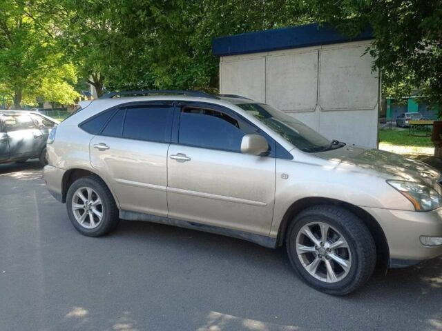 Бежевый Лексус РХ, объемом двигателя 3.5 л и пробегом 198 тыс. км за 10000 $, фото 5 на Automoto.ua