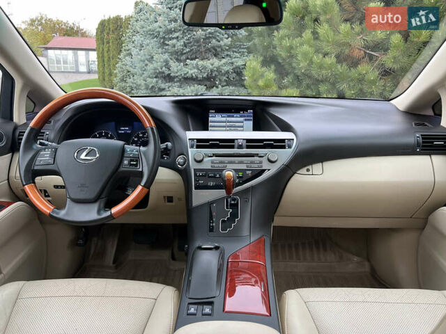 Лексус РХ 2009 в Днепре (Днепропетровске) на Automoto.ua Бежевый Лексус РХ, объемом двигателя 3.46 л и пробегом 186 тыс. км за 13900 $, фото 21 на Automoto.ua