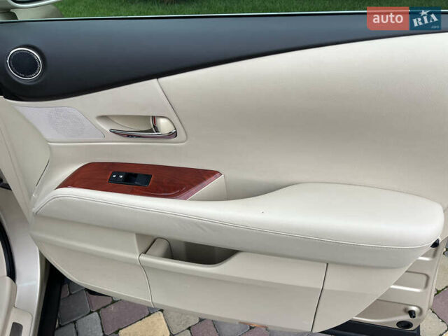 Лексус РХ 2009 в Днепре (Днепропетровске) на Automoto.ua Бежевый Лексус РХ, объемом двигателя 3.46 л и пробегом 186 тыс. км за 13900 $, фото 18 на Automoto.ua