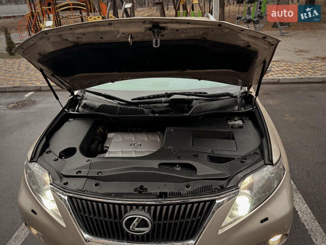 Бежевый Лексус РХ, объемом двигателя 3.46 л и пробегом 170 тыс. км за 16400 $, фото 4 на Automoto.ua