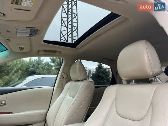 Лексус РХ 2009 в Днепре (Днепропетровске) на Automoto.ua Бежевый Лексус РХ, объемом двигателя 3.46 л и пробегом 186 тыс. км за 13900 $, фото 11 на Automoto.ua