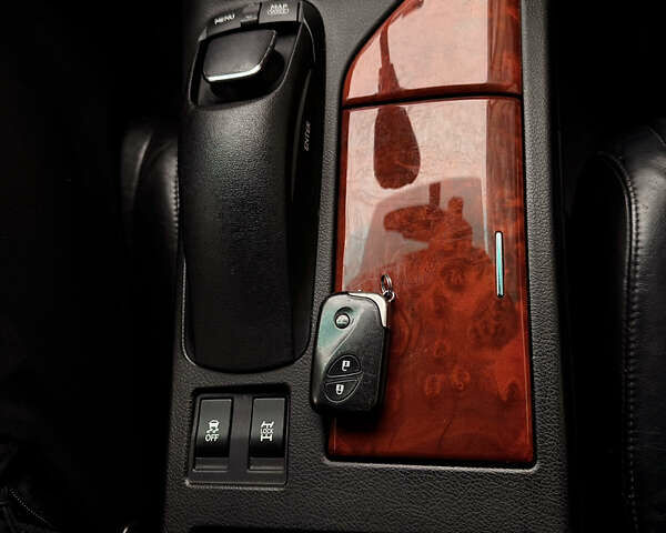 Бежевый Лексус РХ, объемом двигателя 3.46 л и пробегом 170 тыс. км за 16400 $, фото 14 на Automoto.ua