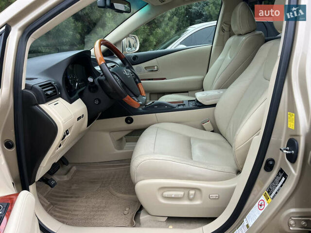 Лексус РХ 2009 в Днепре (Днепропетровске) на Automoto.ua Бежевый Лексус РХ, объемом двигателя 3.46 л и пробегом 186 тыс. км за 13900 $, фото 10 на Automoto.ua