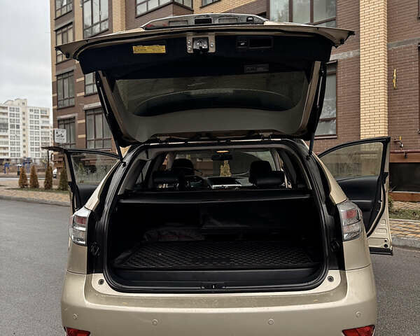 Бежевый Лексус РХ, объемом двигателя 3.46 л и пробегом 170 тыс. км за 16400 $, фото 8 на Automoto.ua