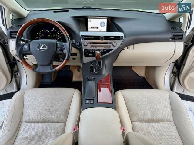 Бежевый Лексус РХ, объемом двигателя 3.46 л и пробегом 199 тыс. км за 16900 $, фото 48 на Automoto.ua