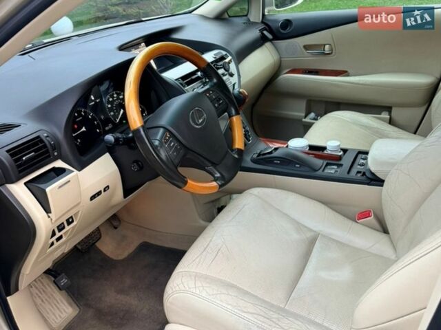 Бежевый Лексус РХ, объемом двигателя 3.46 л и пробегом 310 тыс. км за 15900 $, фото 10 на Automoto.ua