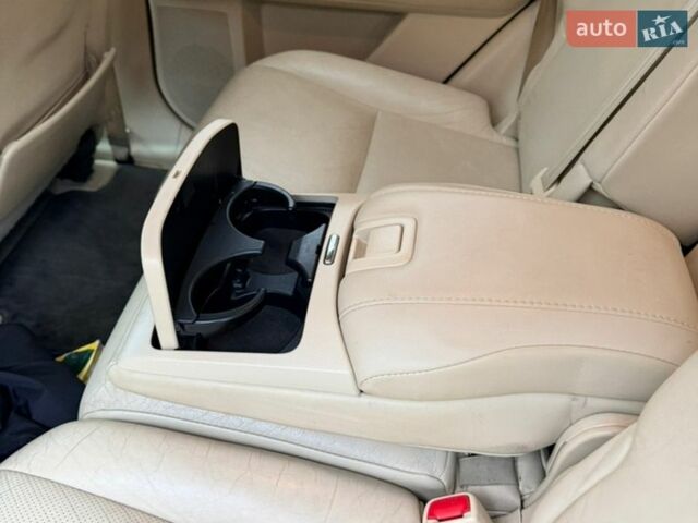 Бежевый Лексус РХ, объемом двигателя 3.46 л и пробегом 310 тыс. км за 15900 $, фото 32 на Automoto.ua