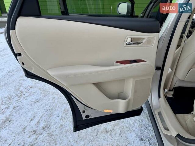 Бежевый Лексус РХ, объемом двигателя 3.46 л и пробегом 199 тыс. км за 16900 $, фото 38 на Automoto.ua