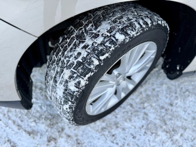 Бежевый Лексус РХ, объемом двигателя 3.5 л и пробегом 199 тыс. км за 17900 $, фото 4 на Automoto.ua