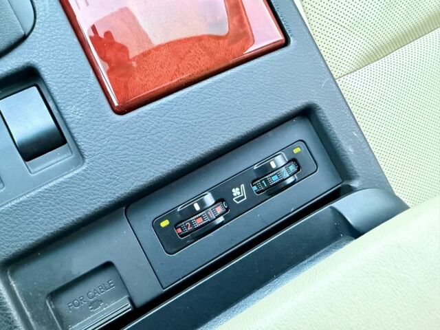 Бежевый Лексус РХ, объемом двигателя 3.5 л и пробегом 199 тыс. км за 17900 $, фото 15 на Automoto.ua