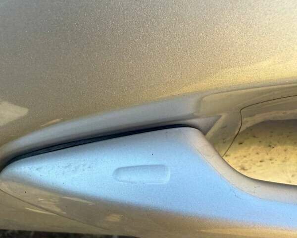 Бежевий Лексус РХ, об'ємом двигуна 3.5 л та пробігом 214 тис. км за 20500 $, фото 13 на Automoto.ua