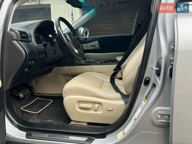 Бежевий Лексус РХ, об'ємом двигуна 3.46 л та пробігом 213 тис. км за 19999 $, фото 22 на Automoto.ua