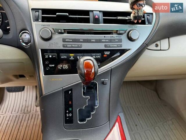 Лексус РХ 2012 в Киеве на Automoto.ua Бежевый Лексус РХ, объемом двигателя 3.5 л и пробегом 98 тыс. км за 22990 $, фото 20 на Automoto.ua