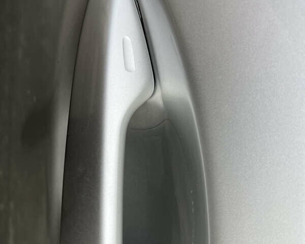 Бежевий Лексус РХ, об'ємом двигуна 3.46 л та пробігом 213 тис. км за 19999 $, фото 21 на Automoto.ua