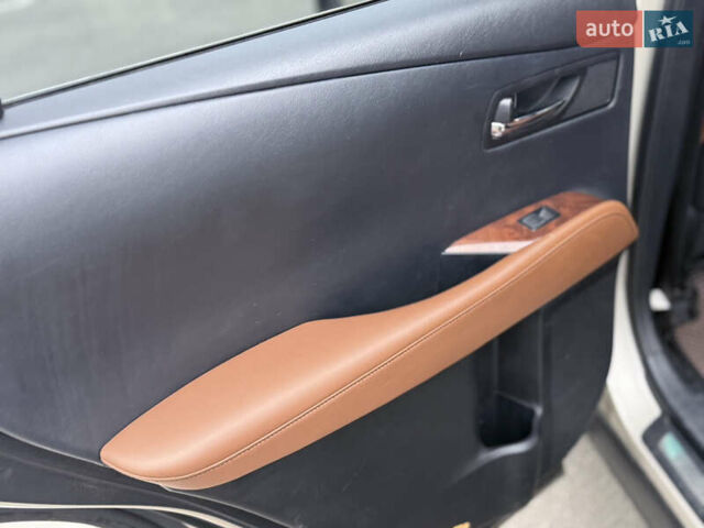 Бежевий Лексус РХ, об'ємом двигуна 3.46 л та пробігом 162 тис. км за 16800 $, фото 52 на Automoto.ua