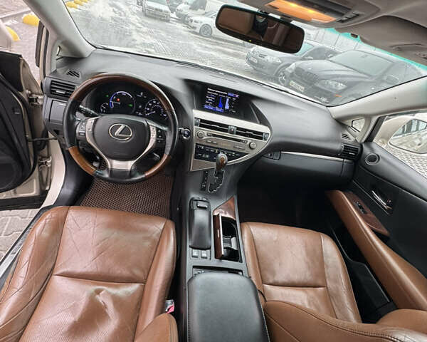 Бежевый Лексус РХ, объемом двигателя 3.46 л и пробегом 150 тыс. км за 19800 $, фото 5 на Automoto.ua