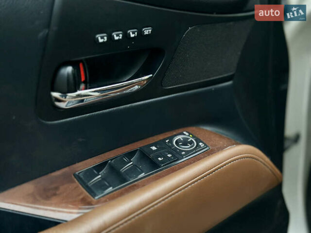 Бежевый Лексус РХ, объемом двигателя 3.46 л и пробегом 162 тыс. км за 18500 $, фото 15 на Automoto.ua