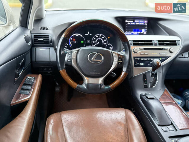 Бежевий Лексус РХ, об'ємом двигуна 3.46 л та пробігом 162 тис. км за 16800 $, фото 49 на Automoto.ua