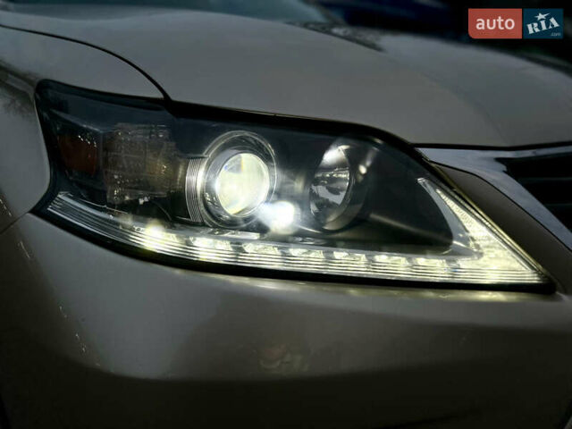 Бежевый Лексус РХ, объемом двигателя 3.46 л и пробегом 162 тыс. км за 18500 $, фото 9 на Automoto.ua