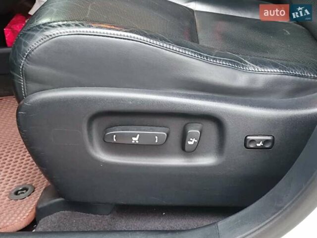 Бежевый Лексус РХ, объемом двигателя 2.7 л и пробегом 155 тыс. км за 20290 $, фото 17 на Automoto.ua