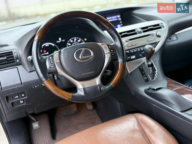 Бежевий Лексус РХ, об'ємом двигуна 3.46 л та пробігом 162 тис. км за 16800 $, фото 41 на Automoto.ua