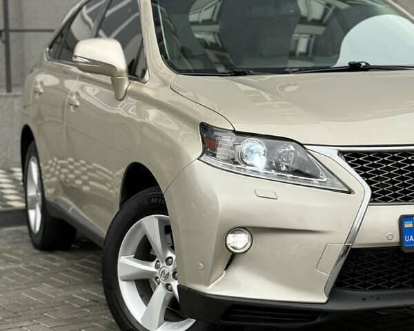 Бежевый Лексус РХ, объемом двигателя 3.5 л и пробегом 192 тыс. км за 17800 $, фото 9 на Automoto.ua