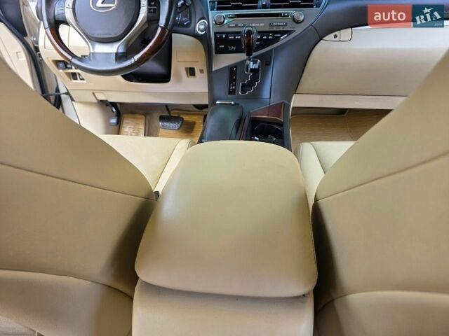 Бежевий Лексус РХ, об'ємом двигуна 3.46 л та пробігом 188 тис. км за 16900 $, фото 76 на Automoto.ua