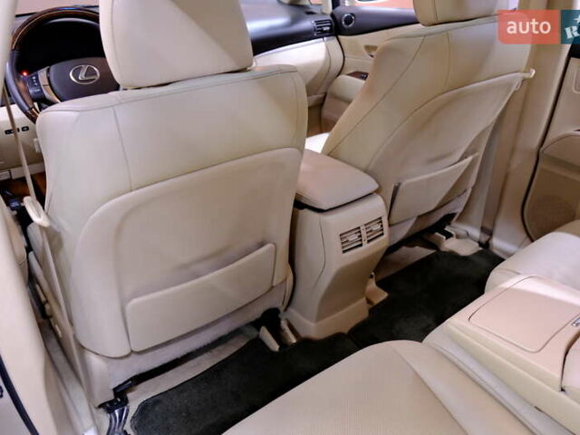Бежевый Лексус РХ, объемом двигателя 3.46 л и пробегом 166 тыс. км за 16900 $, фото 37 на Automoto.ua