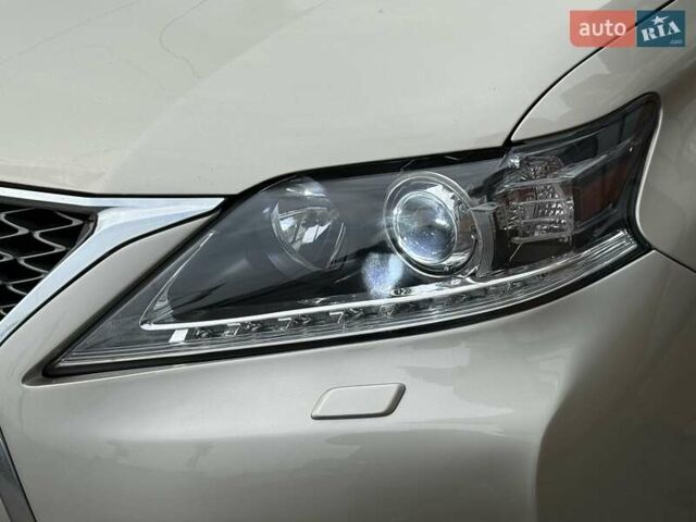 Бежевий Лексус РХ, об'ємом двигуна 3.46 л та пробігом 191 тис. км за 17500 $, фото 6 на Automoto.ua