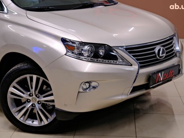 Бежевый Лексус РХ, объемом двигателя 3.5 л и пробегом 166 тыс. км за 16900 $, фото 2 на Automoto.ua