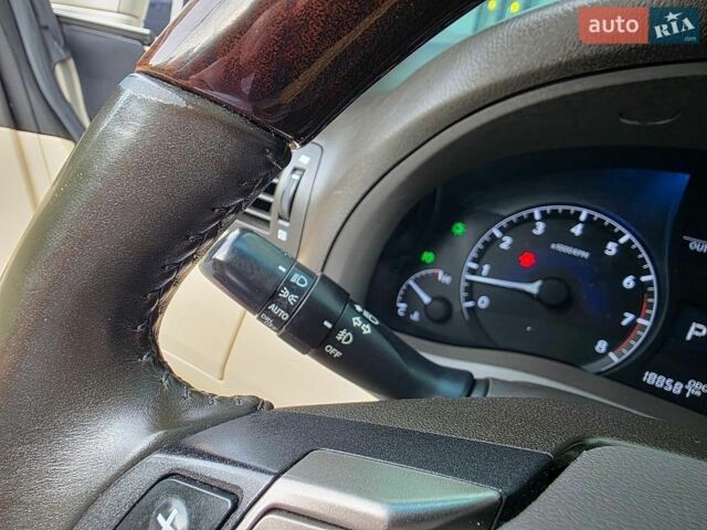 Бежевий Лексус РХ, об'ємом двигуна 3.46 л та пробігом 188 тис. км за 16900 $, фото 28 на Automoto.ua