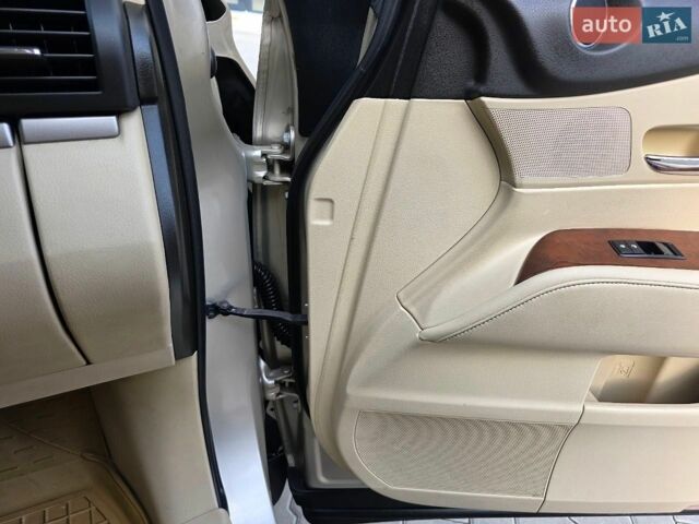 Бежевий Лексус РХ, об'ємом двигуна 3.46 л та пробігом 188 тис. км за 16900 $, фото 47 на Automoto.ua