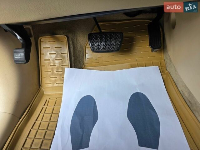 Бежевий Лексус РХ, об'ємом двигуна 3.46 л та пробігом 188 тис. км за 16900 $, фото 34 на Automoto.ua