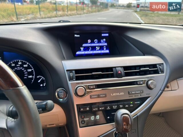 Бежевий Лексус РХ, об'ємом двигуна 3.46 л та пробігом 145 тис. км за 23000 $, фото 63 на Automoto.ua