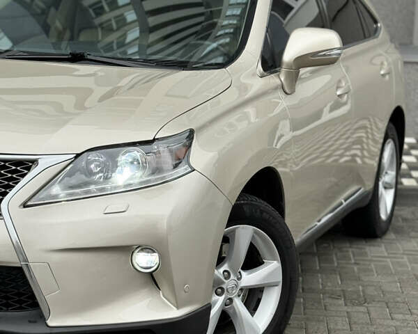 Бежевый Лексус РХ, объемом двигателя 3.5 л и пробегом 192 тыс. км за 17800 $, фото 5 на Automoto.ua