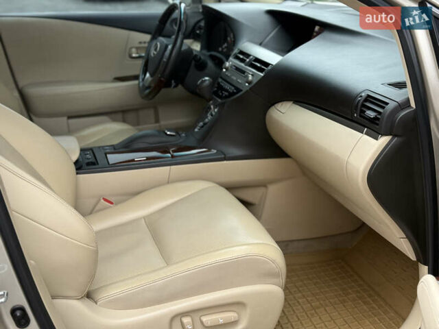 Бежевый Лексус РХ, объемом двигателя 3.5 л и пробегом 192 тыс. км за 17800 $, фото 29 на Automoto.ua