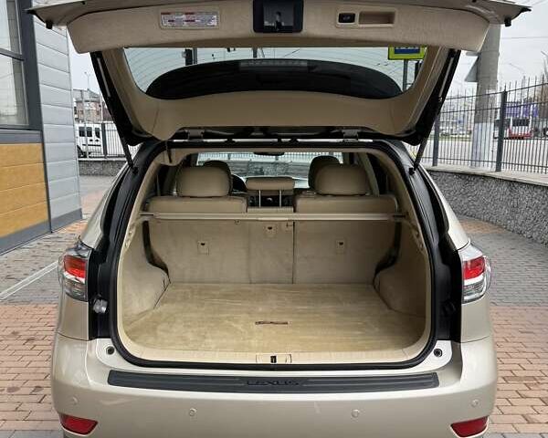 Бежевий Лексус РХ, об'ємом двигуна 3.46 л та пробігом 191 тис. км за 17500 $, фото 47 на Automoto.ua