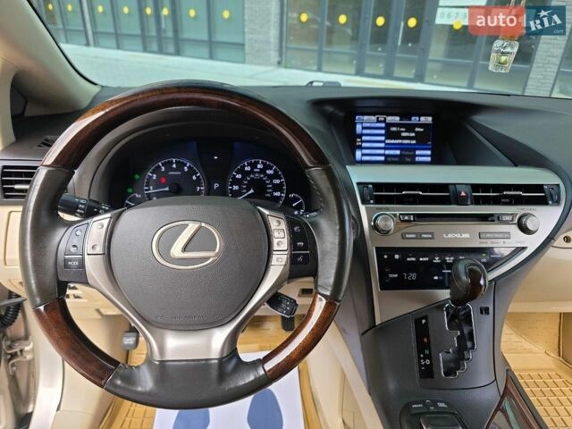 Бежевий Лексус РХ, об'ємом двигуна 3.46 л та пробігом 188 тис. км за 16900 $, фото 27 на Automoto.ua