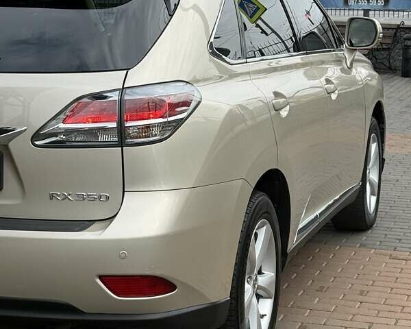 Бежевий Лексус РХ, об'ємом двигуна 3.46 л та пробігом 191 тис. км за 17500 $, фото 24 на Automoto.ua