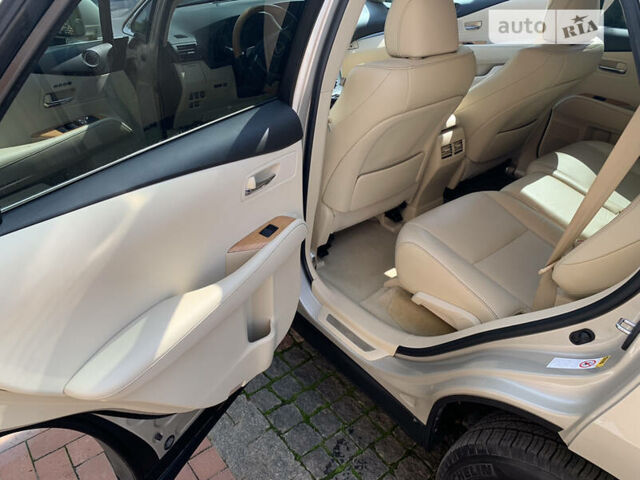 Бежевий Лексус РХ, об'ємом двигуна 3.5 л та пробігом 39 тис. км за 25900 $, фото 42 на Automoto.ua