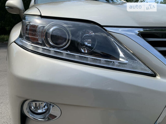 Бежевый Лексус РХ, объемом двигателя 3.5 л и пробегом 56 тыс. км за 25900 $, фото 19 на Automoto.ua